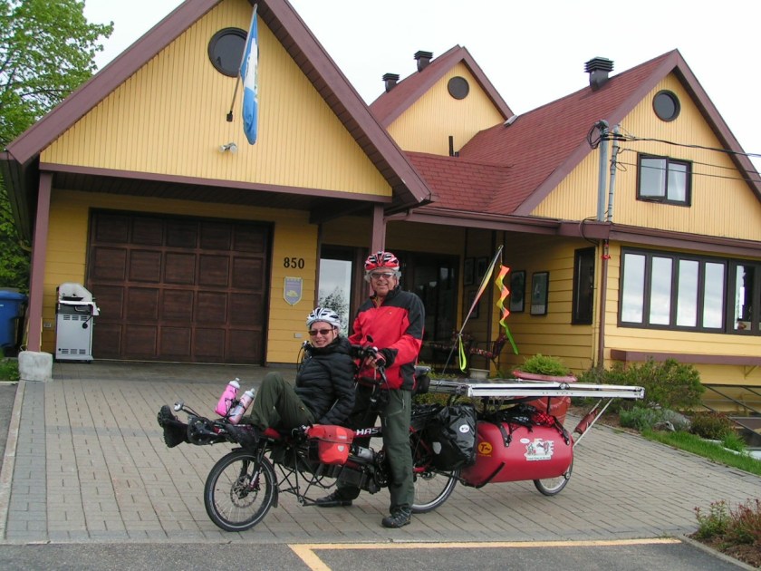 MINOLTA DIGITAL CAMERA